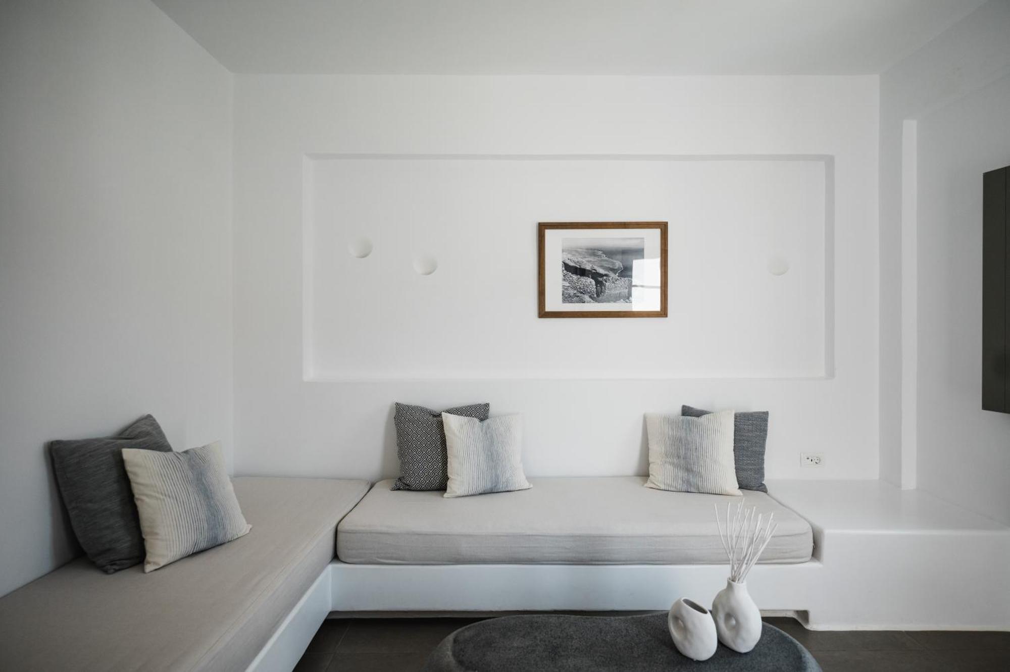 Amphitrite Suites Santorini Vothon Ngoại thất bức ảnh