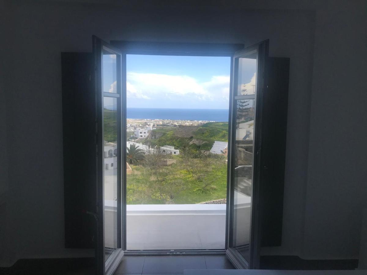 Amphitrite Suites Santorini Vothon Ngoại thất bức ảnh